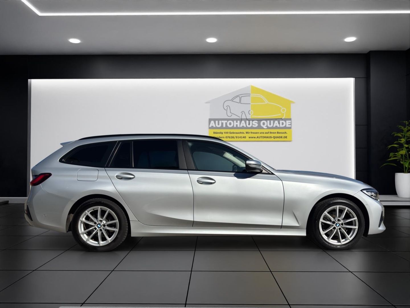 BMW 320 xDrive Advantage - Samsaru's Car Outlet