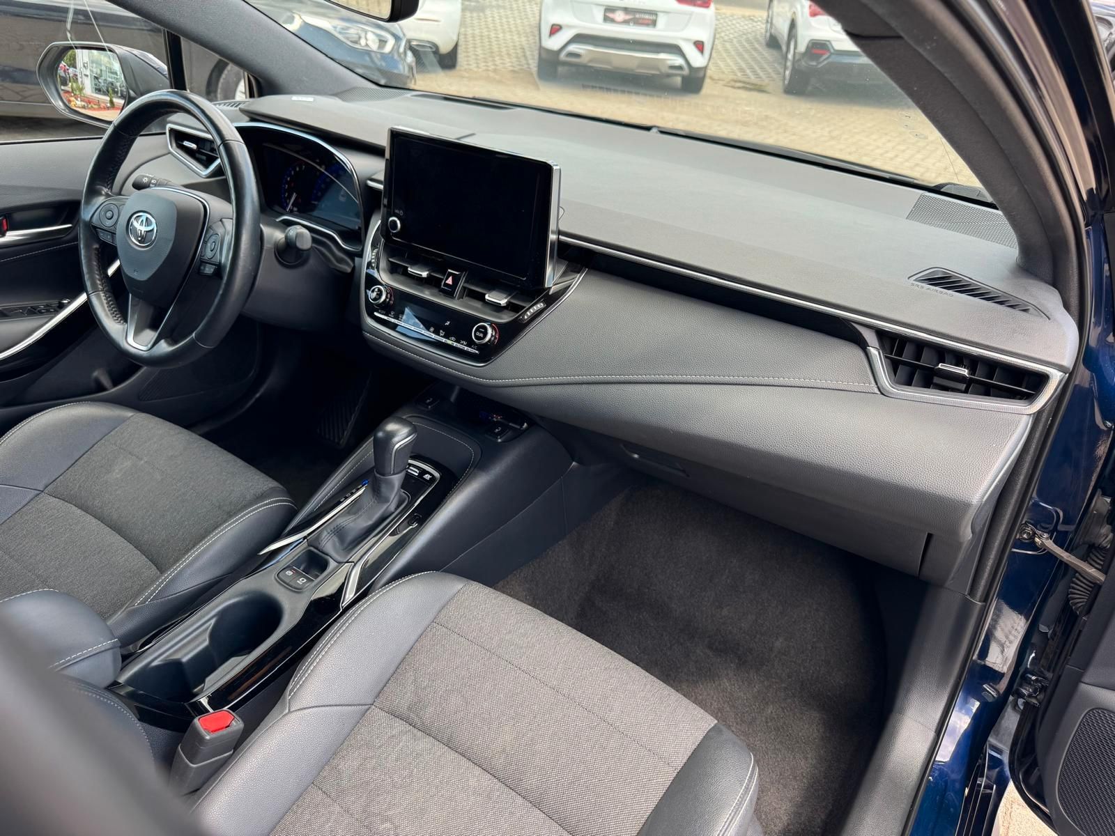 Toyota Corolla 1.8 Touring Sports Hybrid - Samsaru's Car Outlet