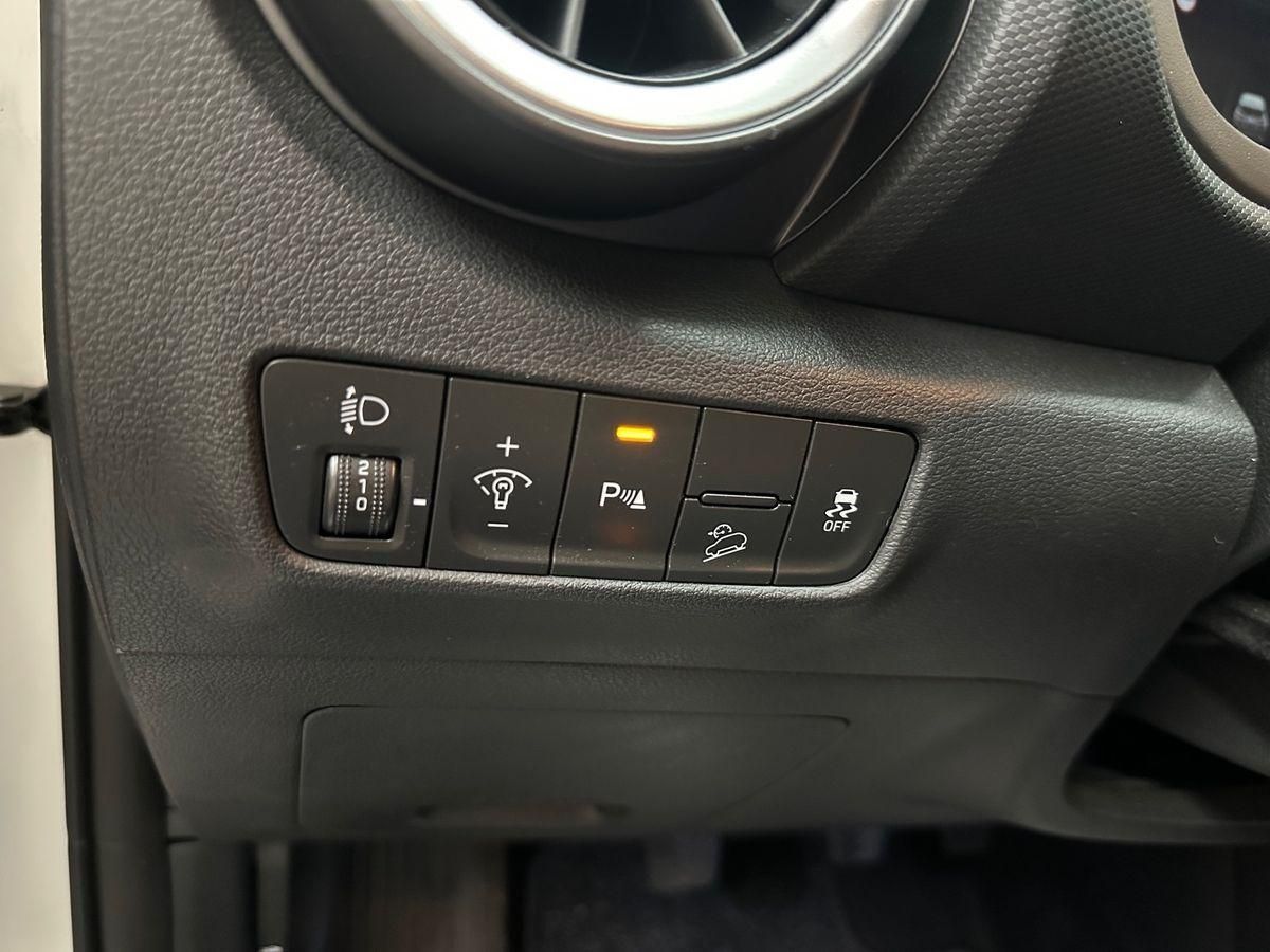 Hyundai KONA Trend 1.0 T-GDI - Samsaru's Car Outlet