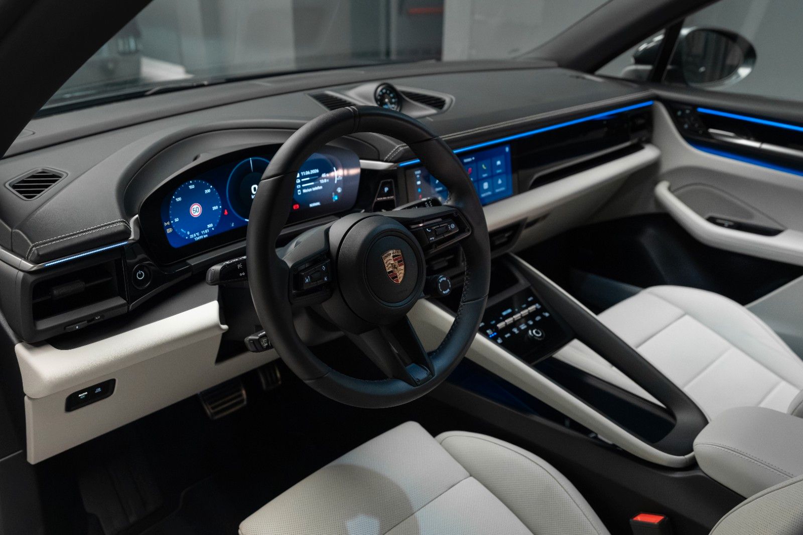 Porsche Macan Electric 4