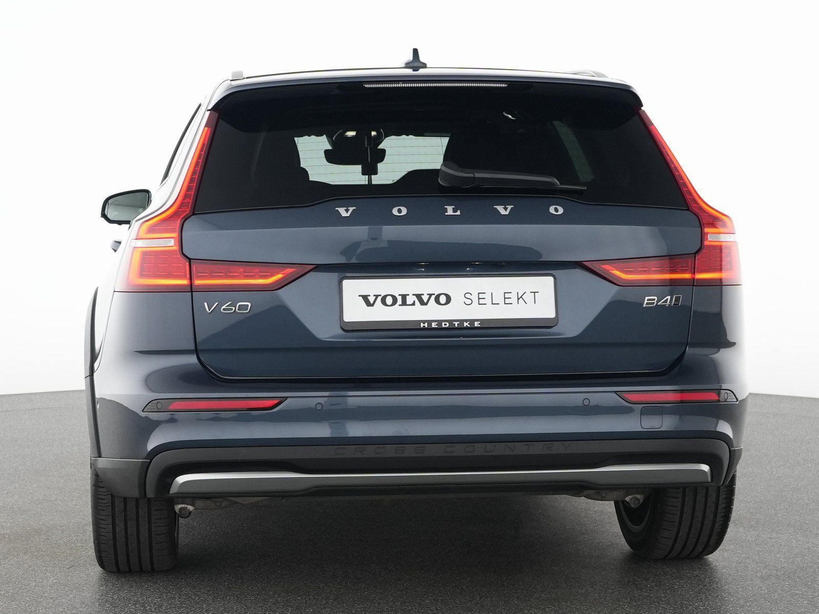 Volvo V60 CC B4 AWD Ultimate SONDERFINANZIERUNG 1,99%*