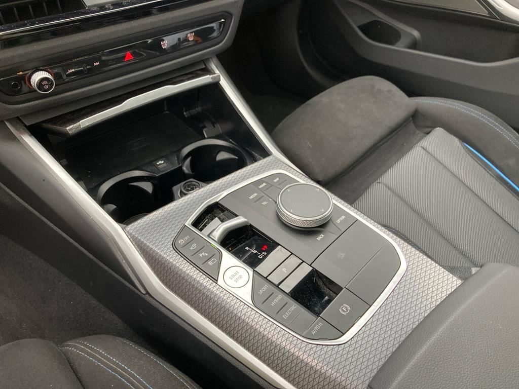 BMW 330e Touring xDr. M Sport Pro AHK+Pano+ACC+Inno+