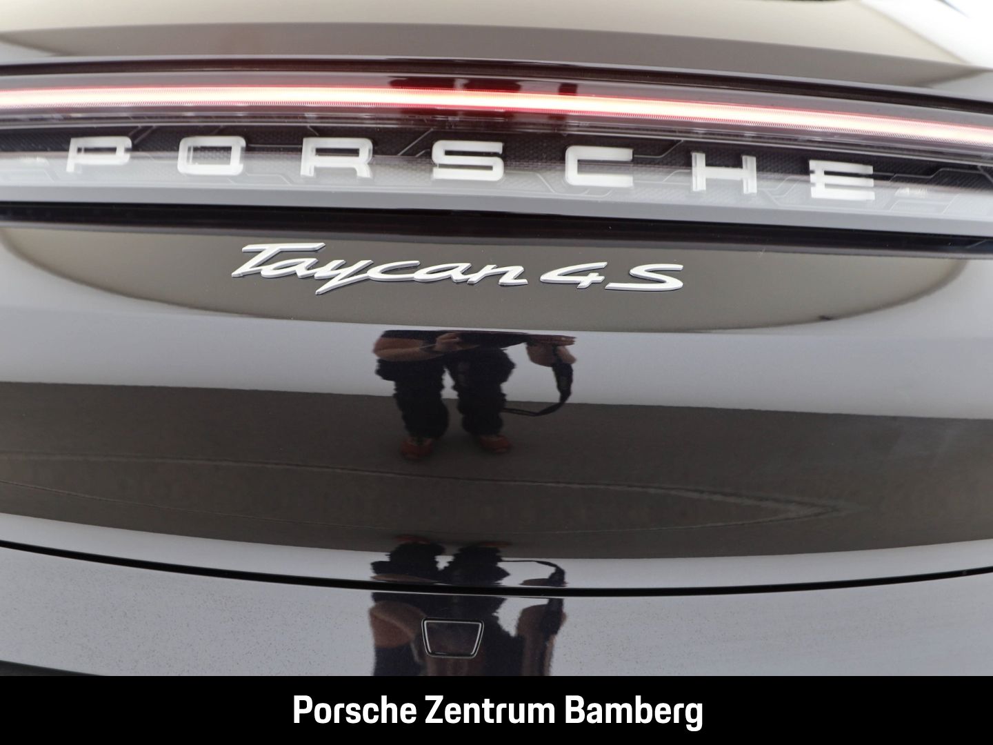 Porsche Taycan 4S CT/ Inno Drive/ Matrix/ Bose/ Head-Up/