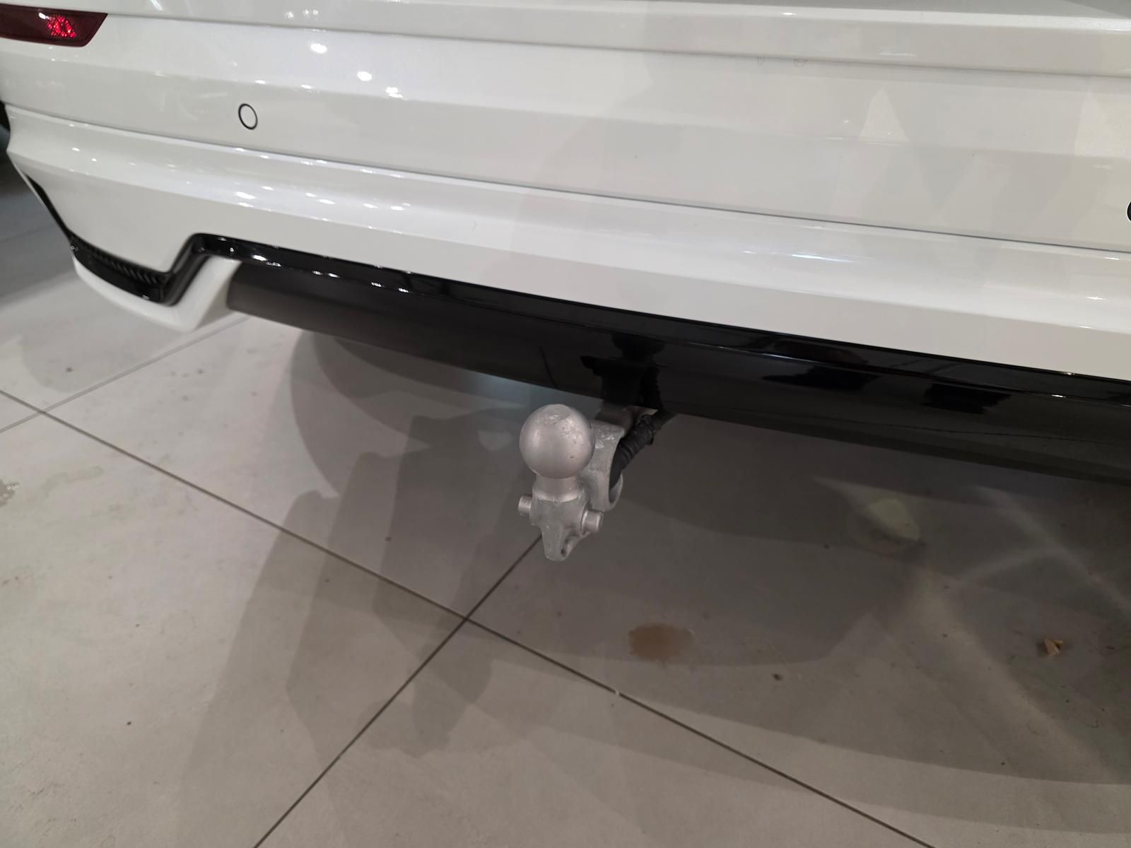 Volvo XC60 Ultra Dark Recharge Plug-In Hybrid AWD