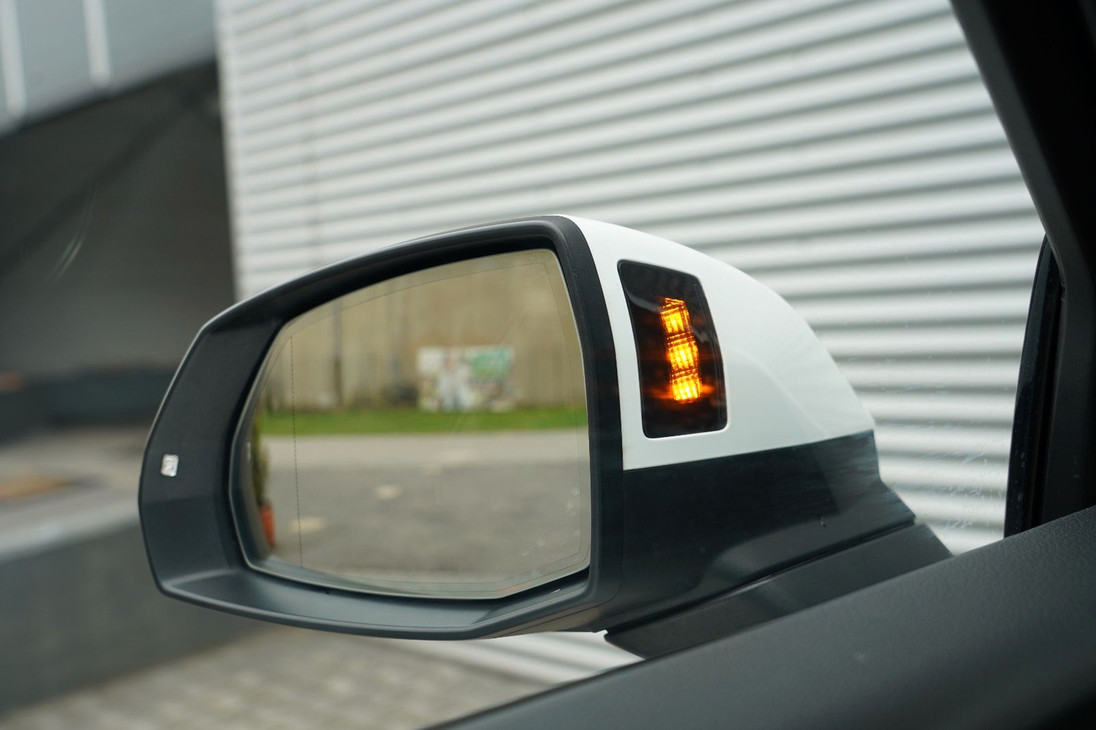 Audi Q5 40 TDI quattro S line PANO NAPPA HUD AHK KEY