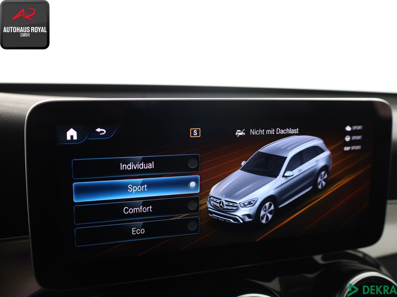 Mercedes-Benz GLC 200 d 4M HUD,360GRAD,KEYLESS,DISTRONIC,AHK