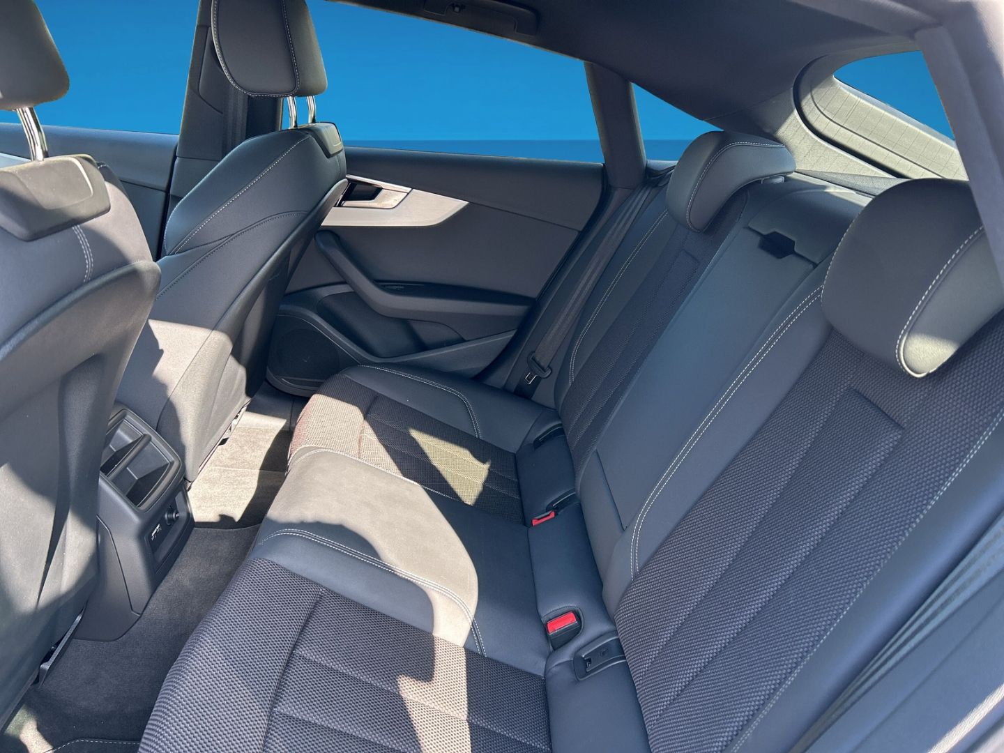 Audi A5 Sportback 50 TDI quattro S line HUD Navi Lede