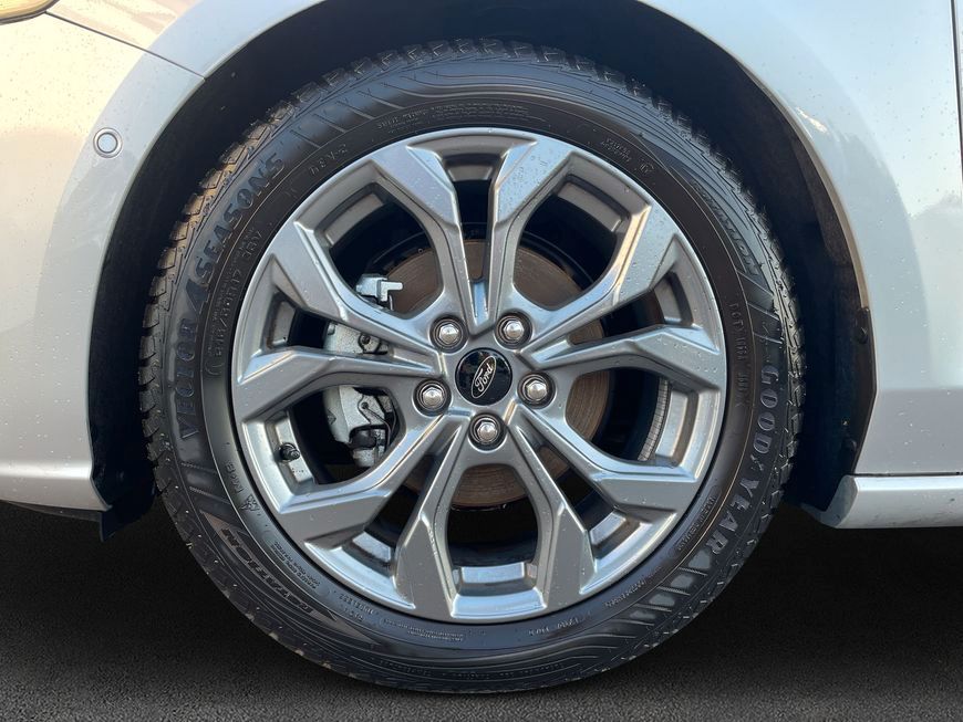 Ford Focus Turnier 1.0 EcoBoost Hybrid Aut. ST-LINE X