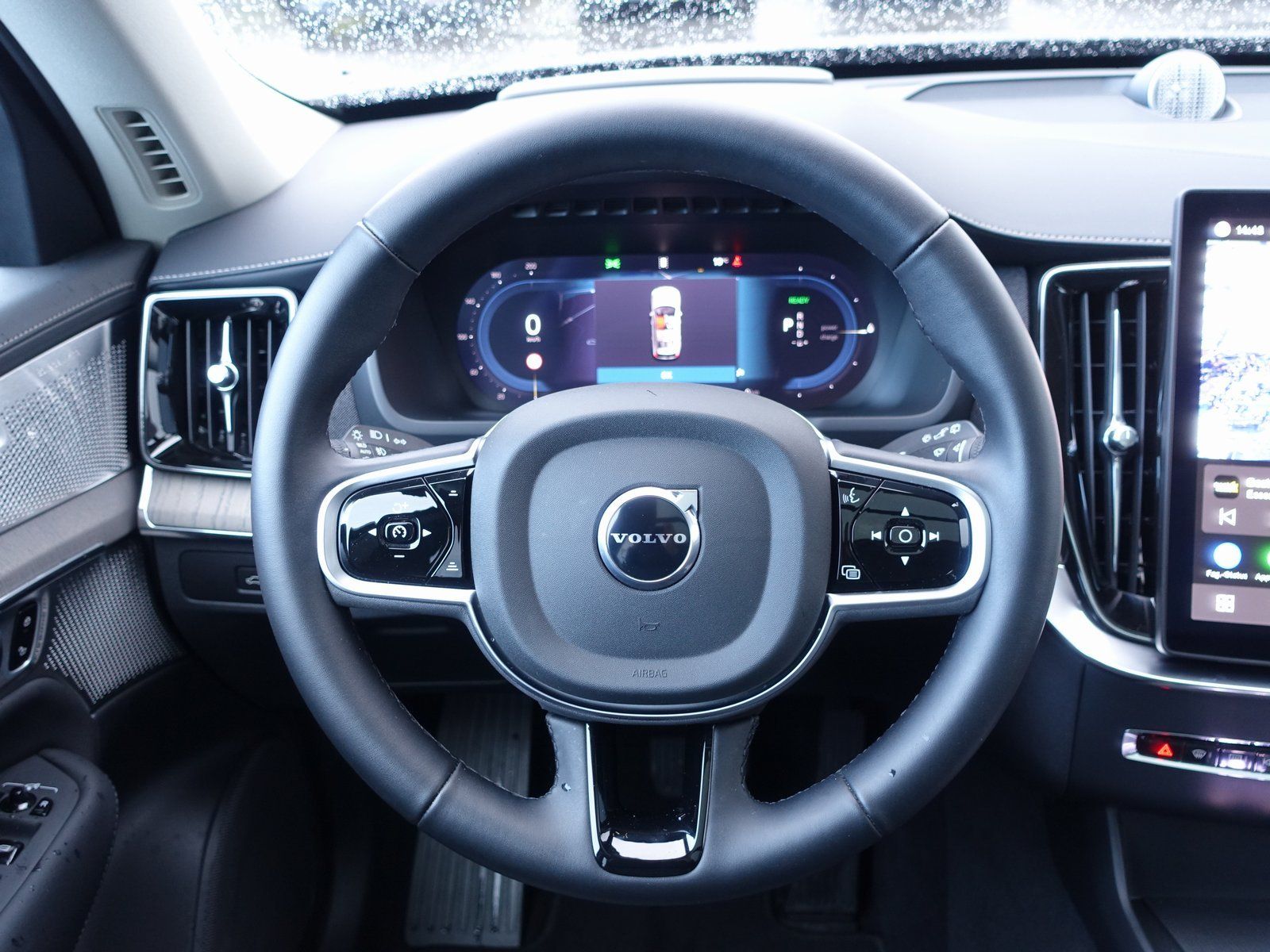 Volvo XC90 Plus Dark T8 AWD Plug-in Hybrid/B&W/Four-C