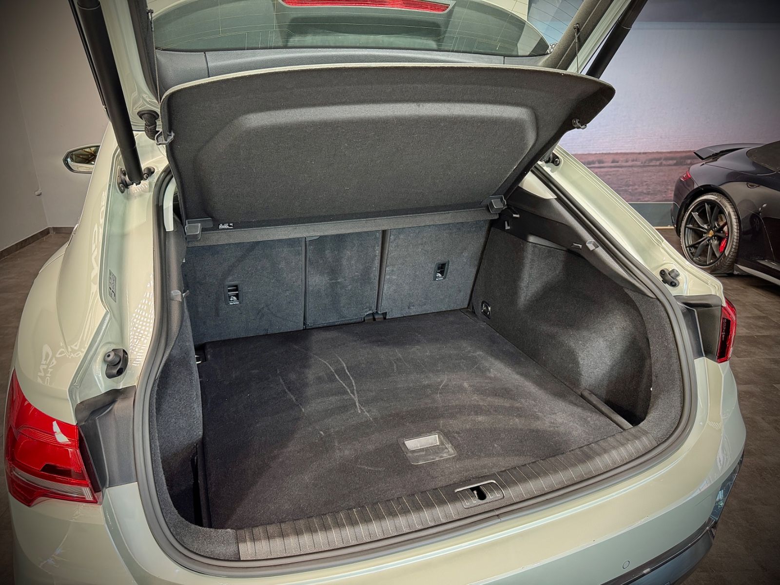 Audi Q3 Sportback 45 TFSI quattro - Samsaru's Car Outlet