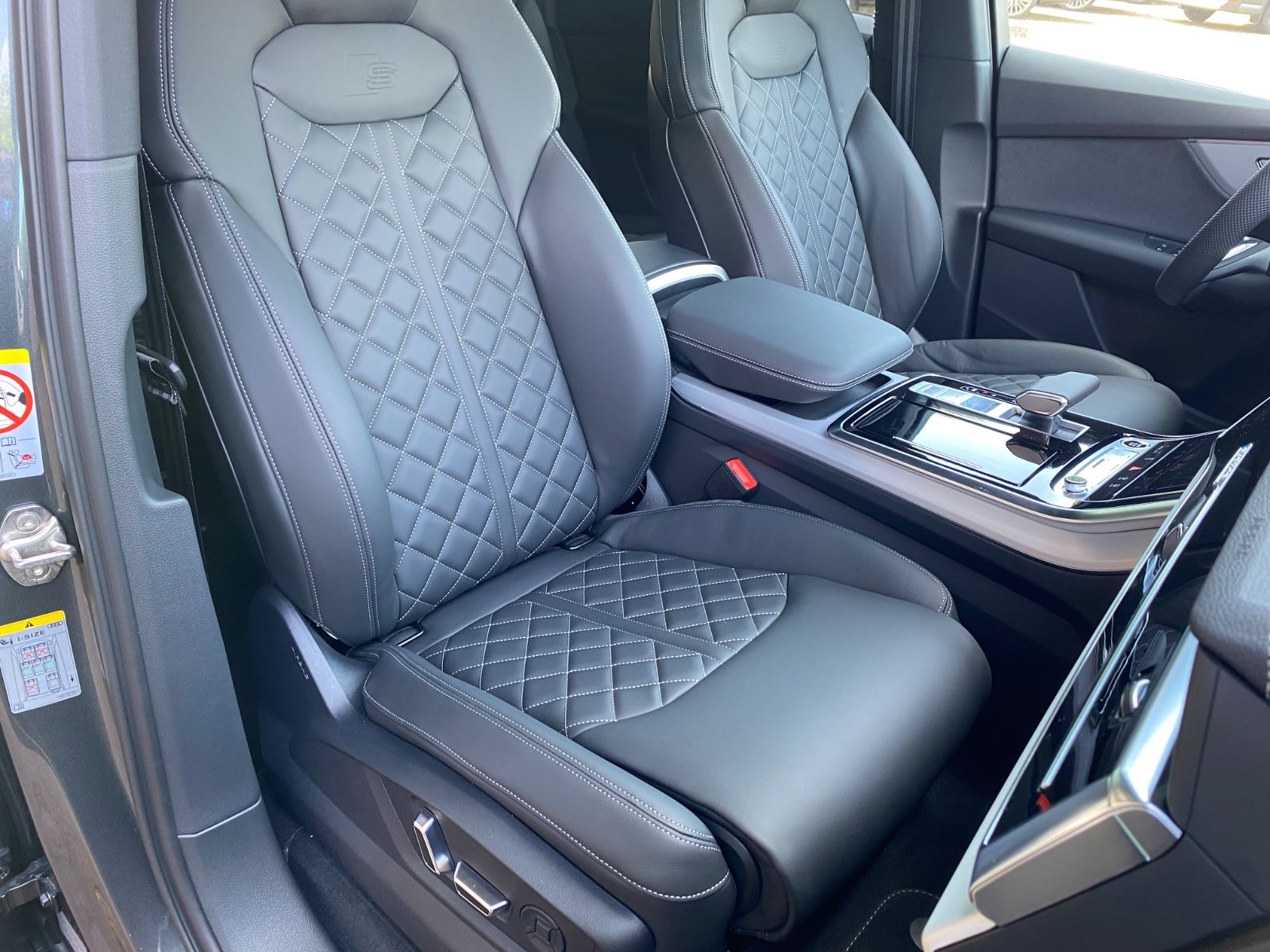 Audi Q7 50 TDI S line 7 Si  Panorama Allradlenkung 22