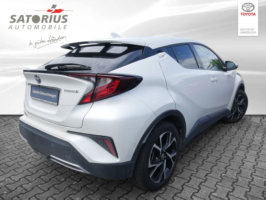 Toyota C-HR 2.0 Hybrid Team - Samsaru's Car Outlet