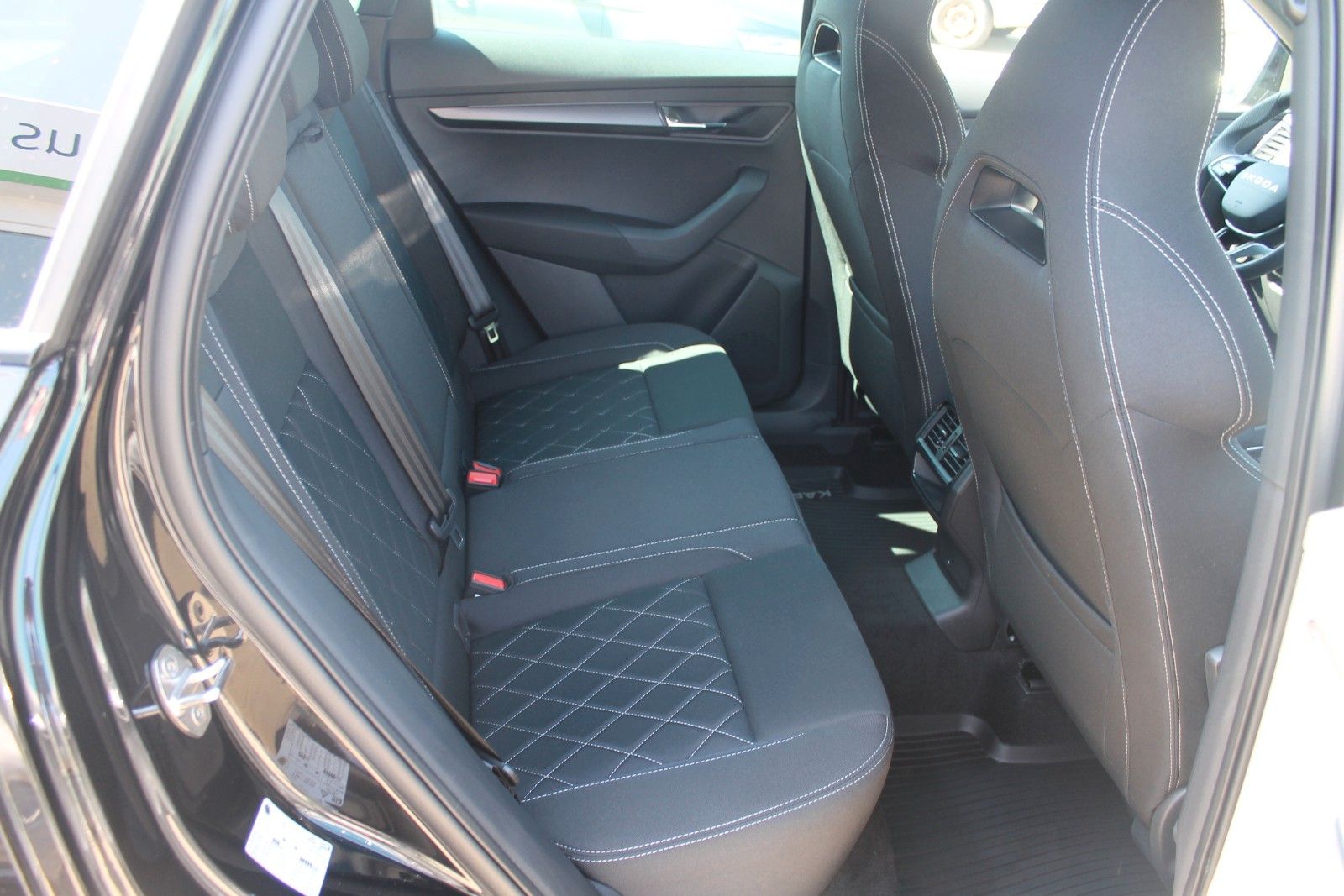 Skoda Karoq 1.5 TSI DSG Sportline AHK/NAVI/ACC/Canton