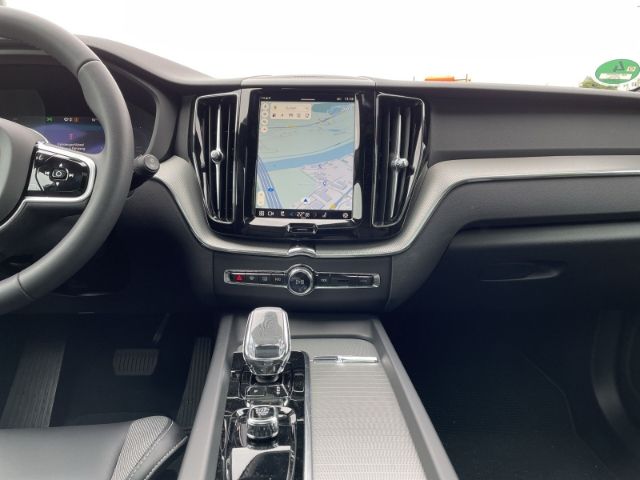 Volvo XC60 Plus Black Edition Recharge Plug-In Hybrid