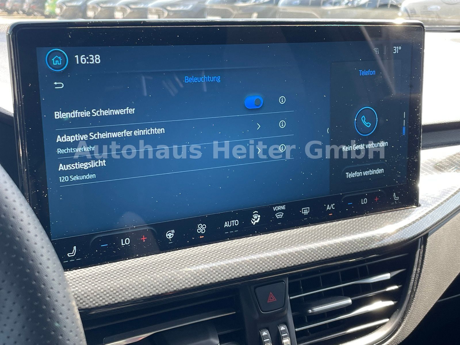 Ford Focus 1.5 EB Aut.ST-Line X / ACC+Matrix+e.Klappe
