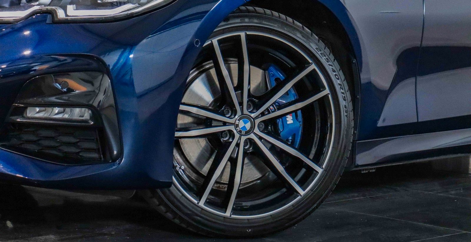 BMW 330i M SPORT SHADOW - Samsaru's Car Outlet