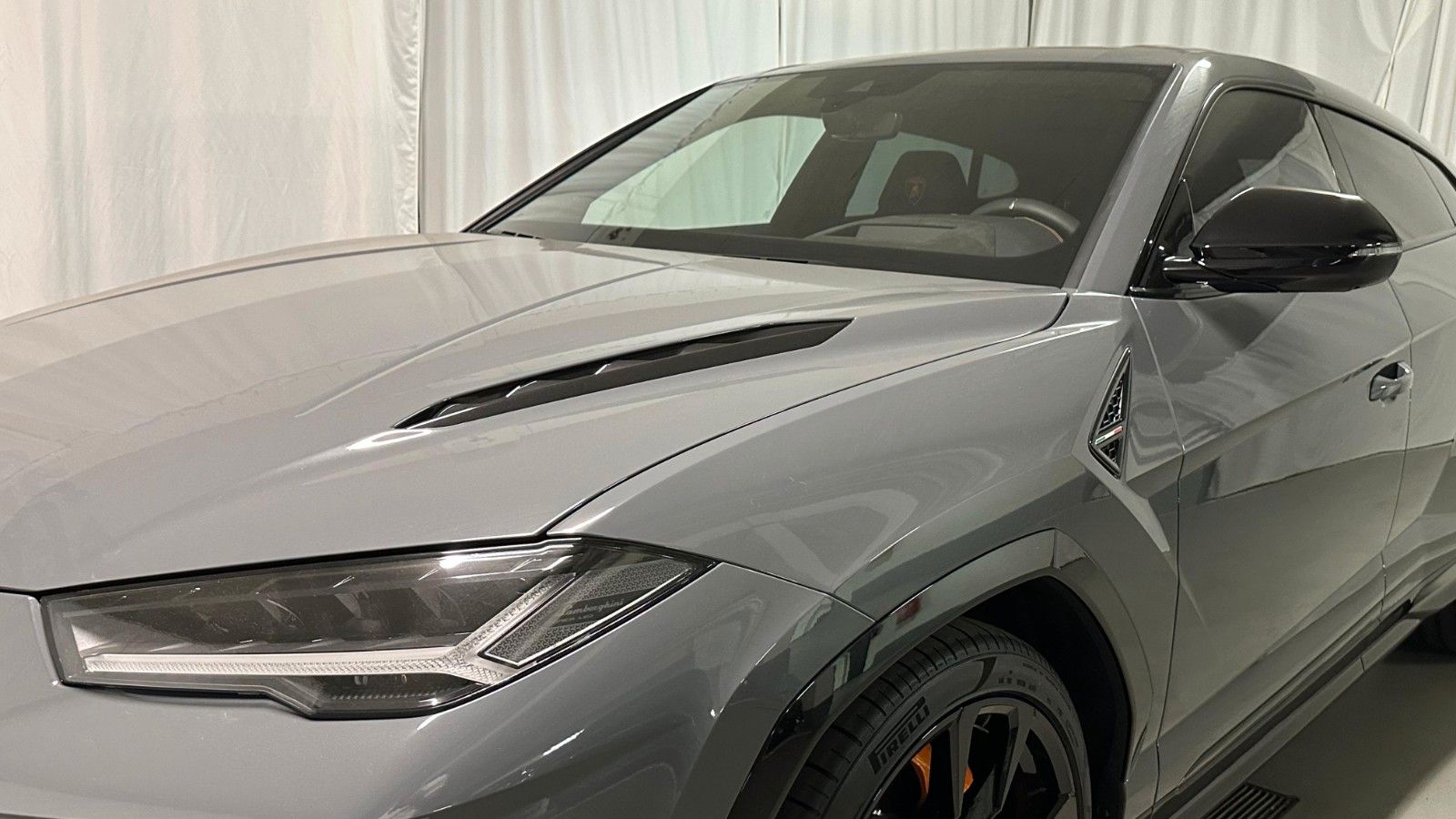 Lamborghini Urus S - Samsaru's Car Outlet