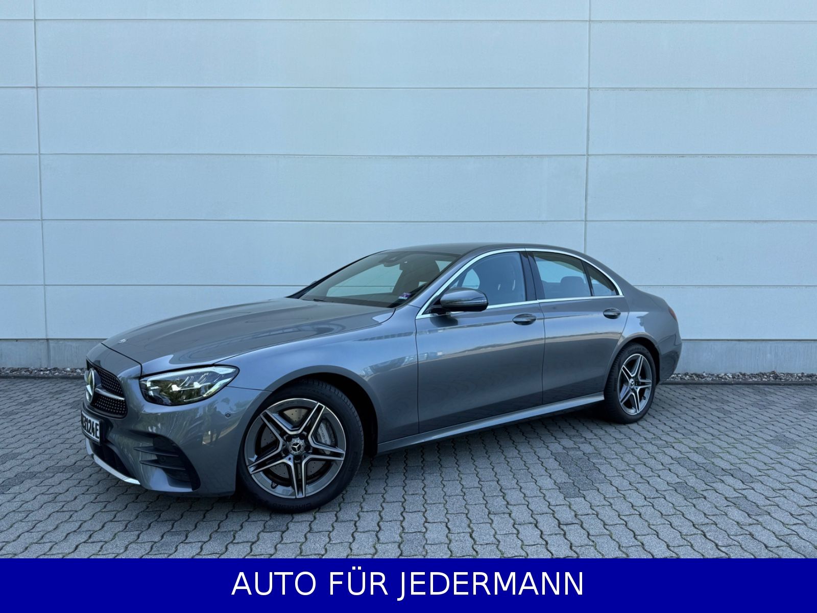 Mercedes-Benz E 300e AMG-Paket - Samsaru's Car Outlet