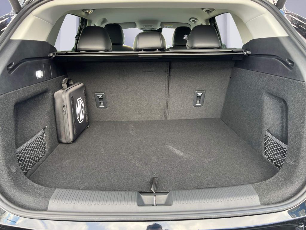 MG HS PHEV Luxury*360°CAM*2ZKLIMA*ELEKT.HKLAPPE*LED