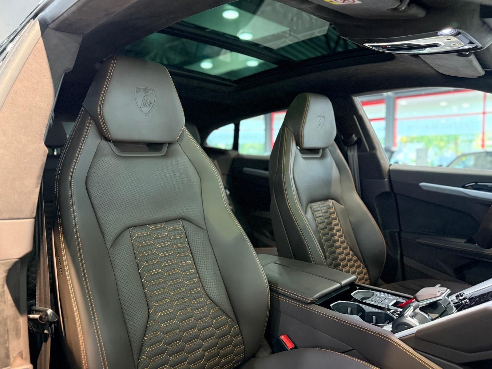 Lamborghini Urus B&O+PANO+HUD+ACC+LASER