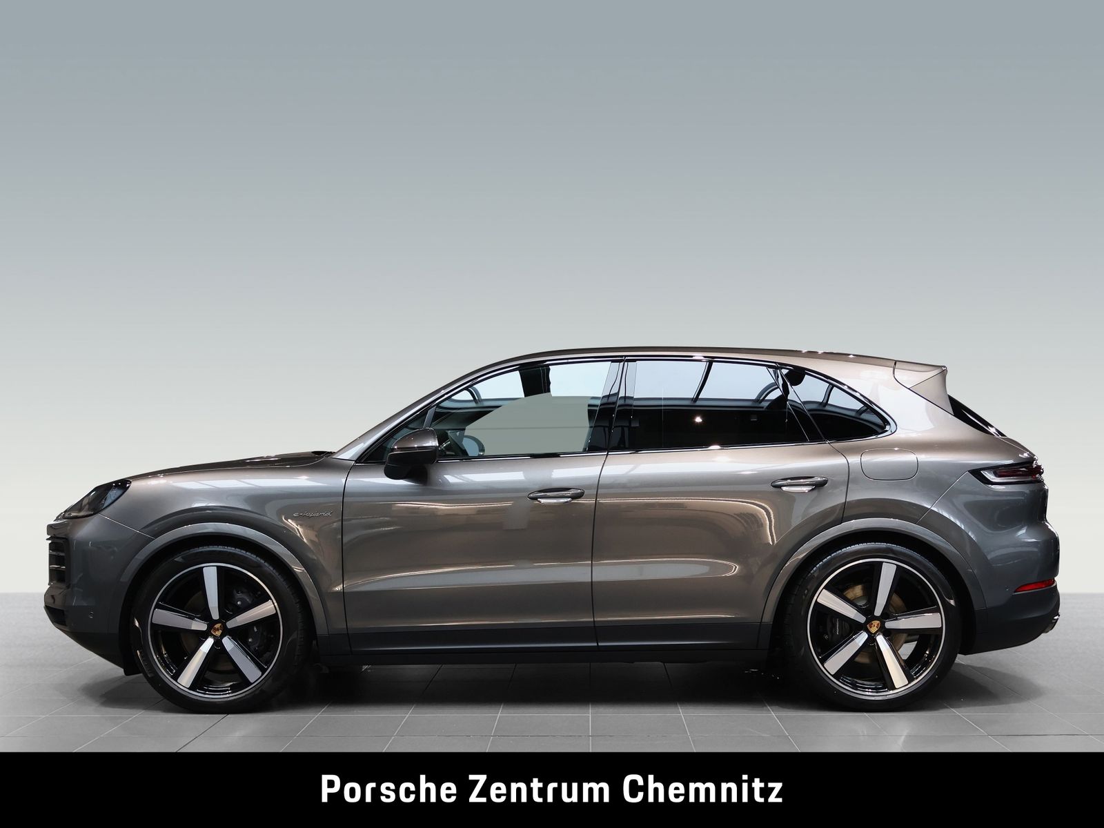 Porsche Cayenne E-Hybrid Pano;Luft.;ACC;22":Sportabgas