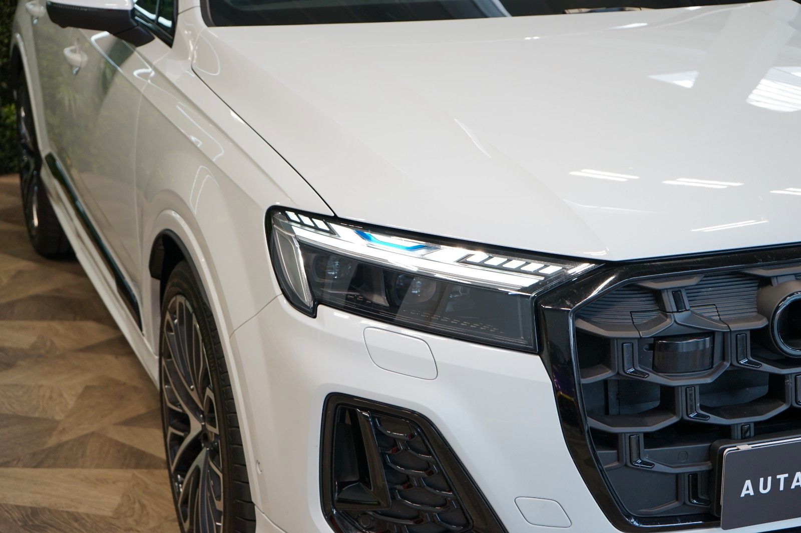 Audi Q7 50 TDI*S-LINE*TOW*OLED*AUX.HEAT*CZ*71.901€ NETTO
