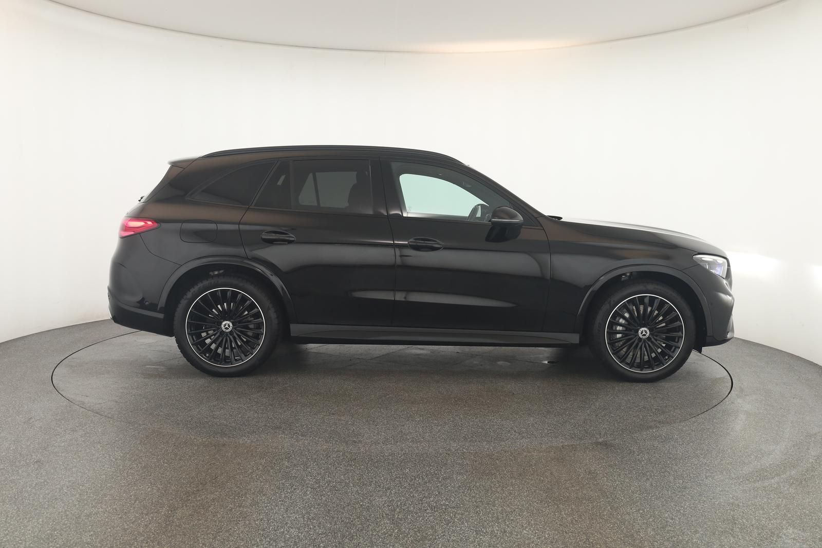 Mercedes-Benz GLC 300 d 4M AMG Advanced Night DIGITAL Pano AHK