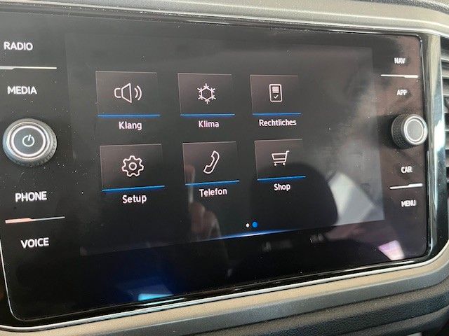 Volkswagen T-Roc Style 1.0 TSI - Samsaru's Car Outlet