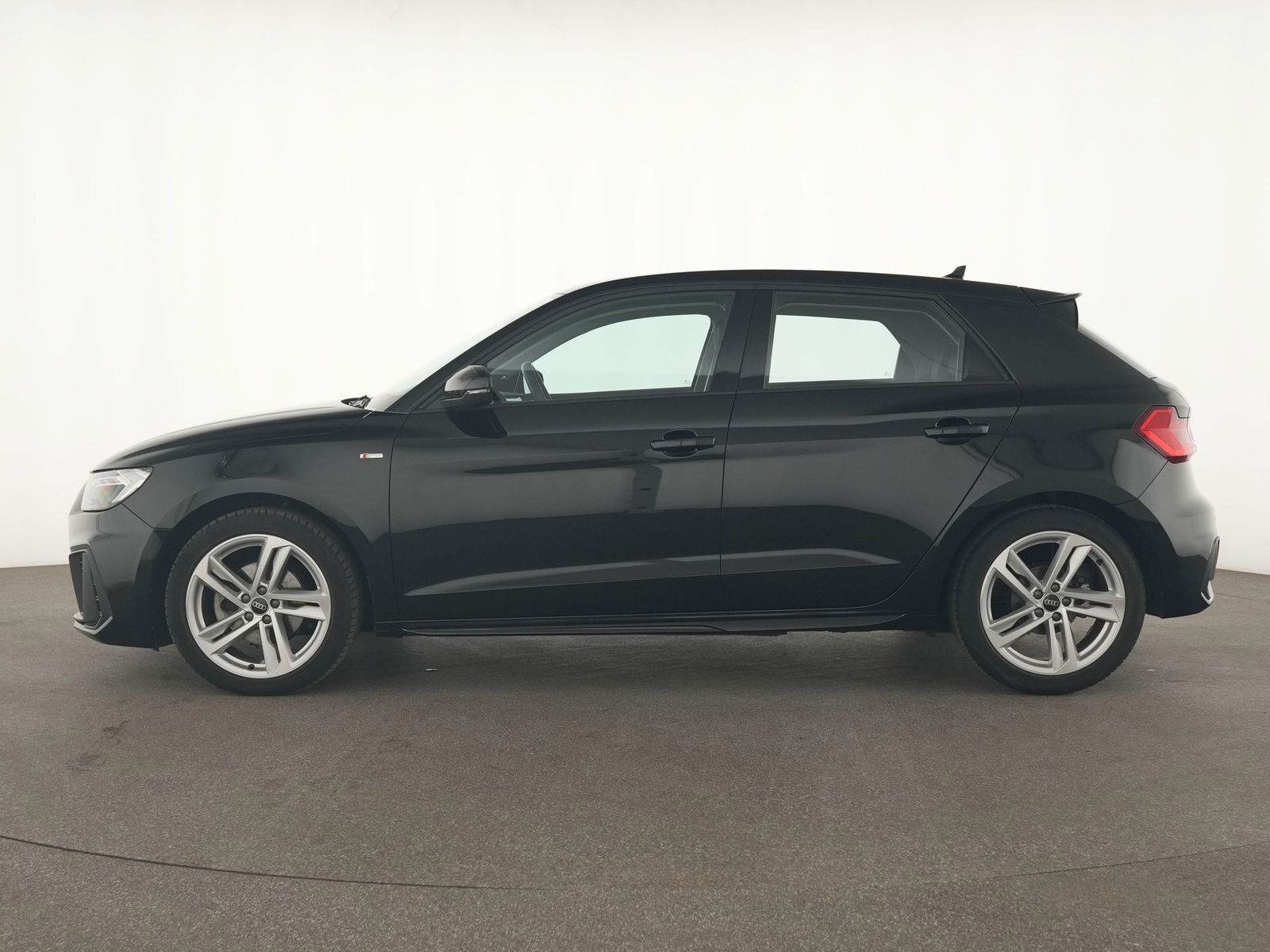 Audi A1 S-Line - Samsaru's Car Outlet