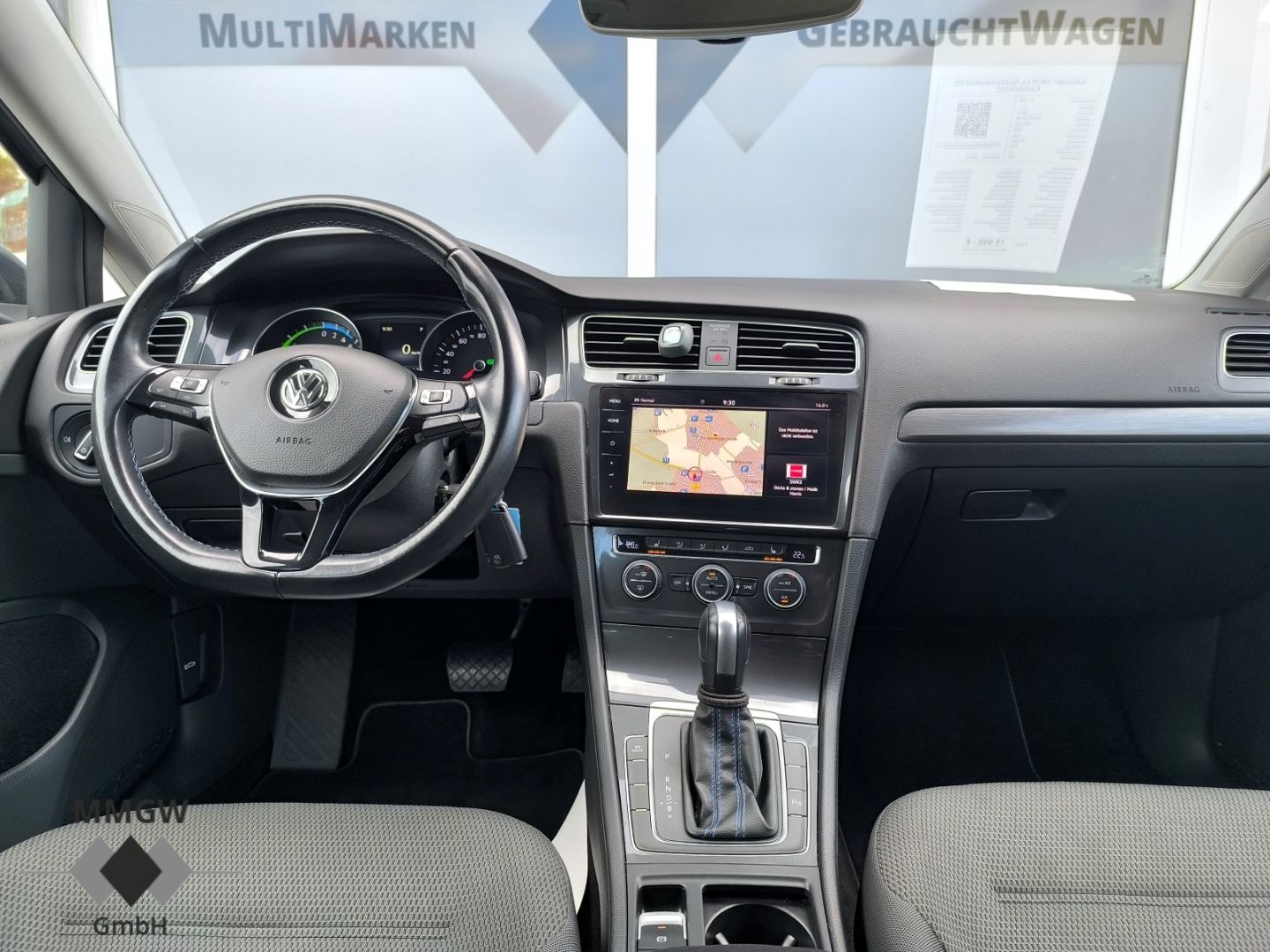 Volkswagen Golf VII e-e- - Samsaru's Car Outlet