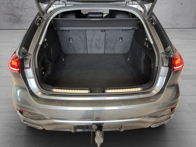 Audi A5 Avant TFSI qu. S line MATRIX AHK 19 TECH PRO