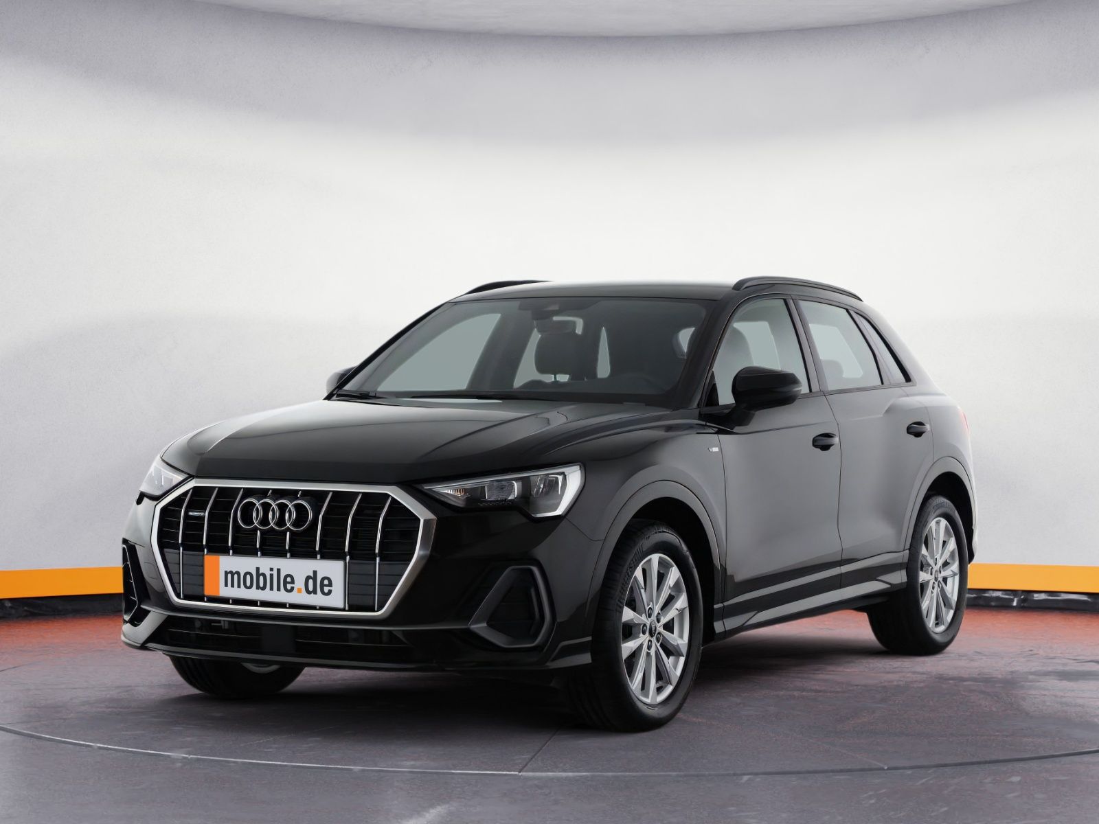 Audi Q3 35 TDI quattro S tronic S line - Samsaru's Car Outlet