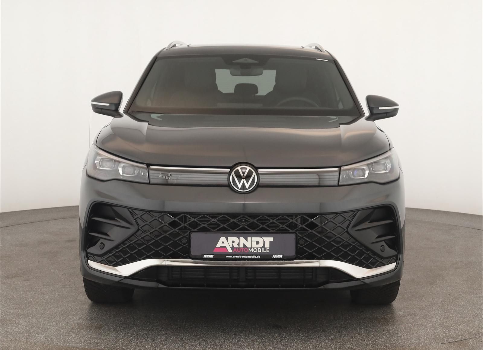 Volkswagen Tiguan 2.0 TDI 4M DSG R-Line Leder Pano Navi 360