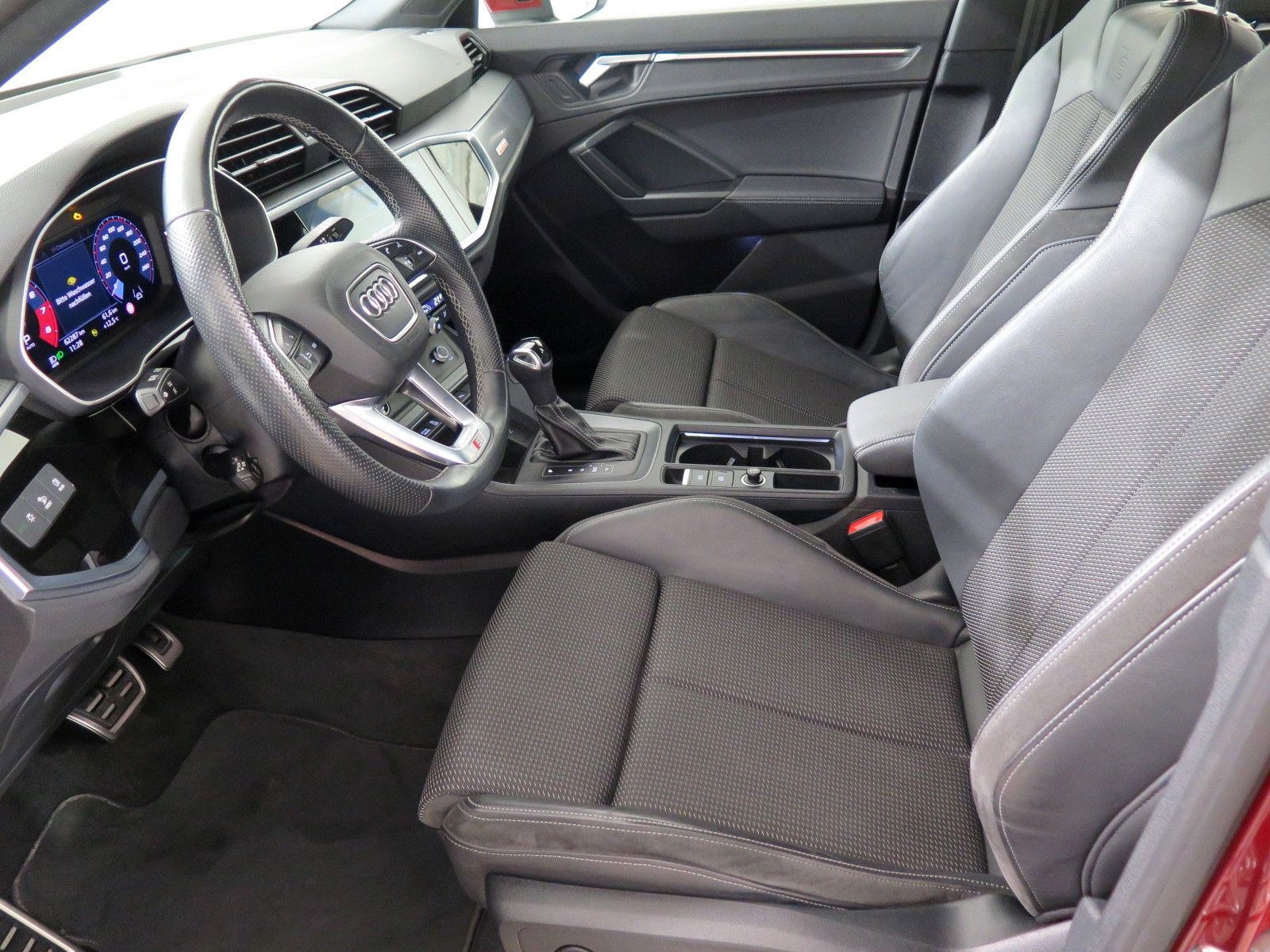 Audi Q3 Sportback 40 TFSI quattro S line - Samsaru's Car Outlet