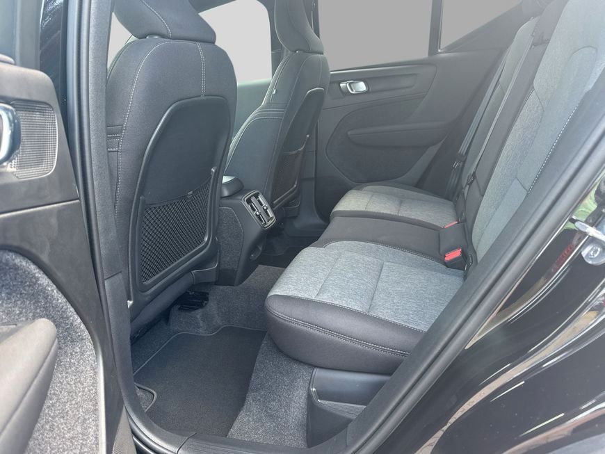 Volvo XC40 B3 B DKG Core AHK LED WINTER MET