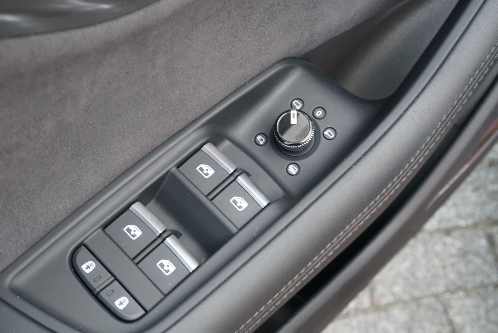 Audi RSQ8 HUD Pano 360° B&O Sitzbelüf 23"Dynamic Soft