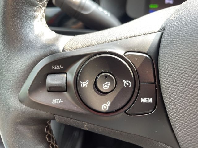 Opel Corsa-e Ultimate - Samsaru's Car Outlet