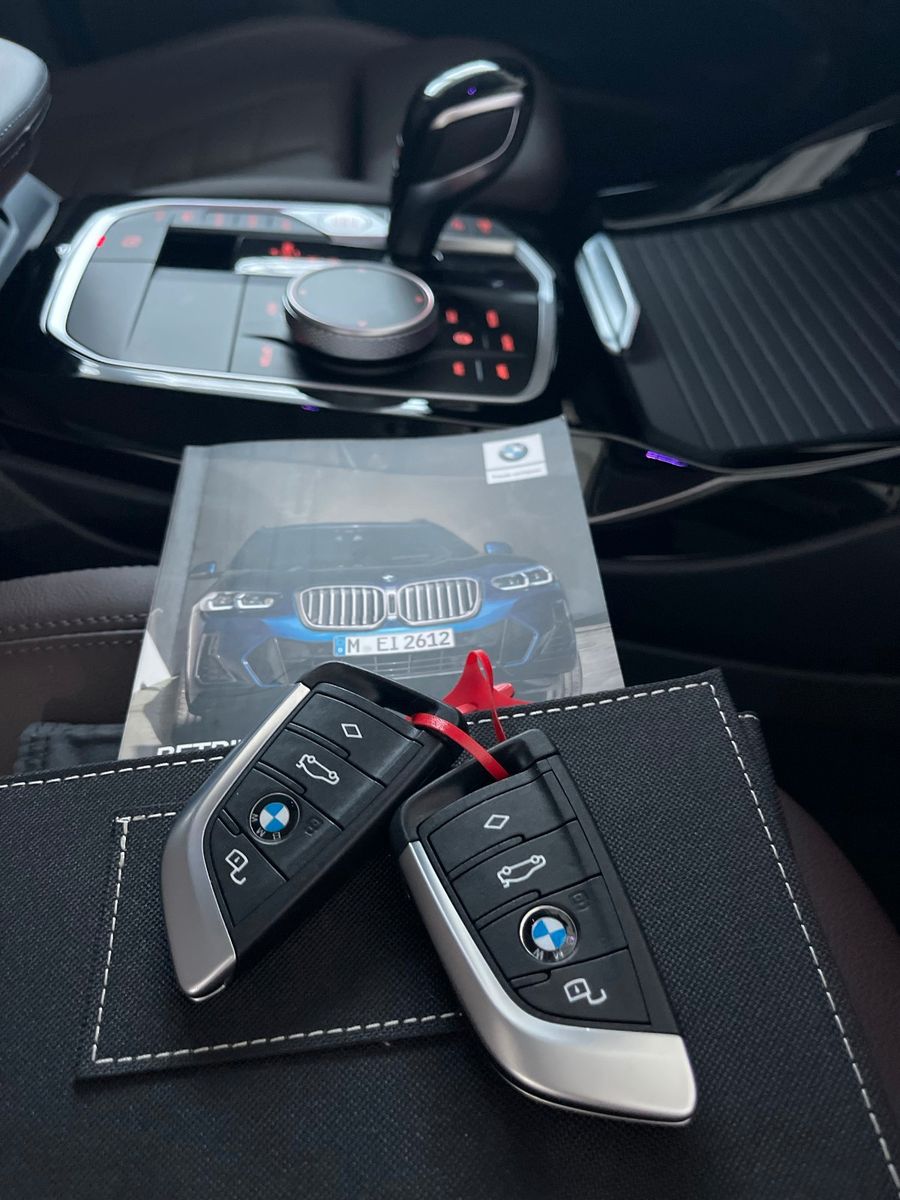 BMW X3xD20d LASER PANO 360°KAM Lenk.Hzg. Sitzbelüft.