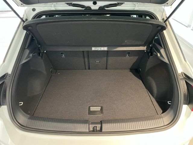 Volkswagen T-Roc 1.5 DSG Sport - Samsaru's Car Outlet