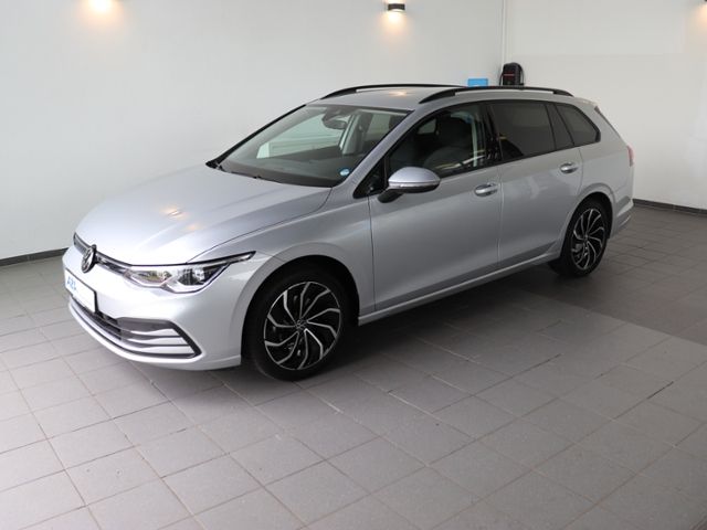 Volkswagen Golf VIII Variant Life 1.5 TSI - Samsaru's Car Outlet