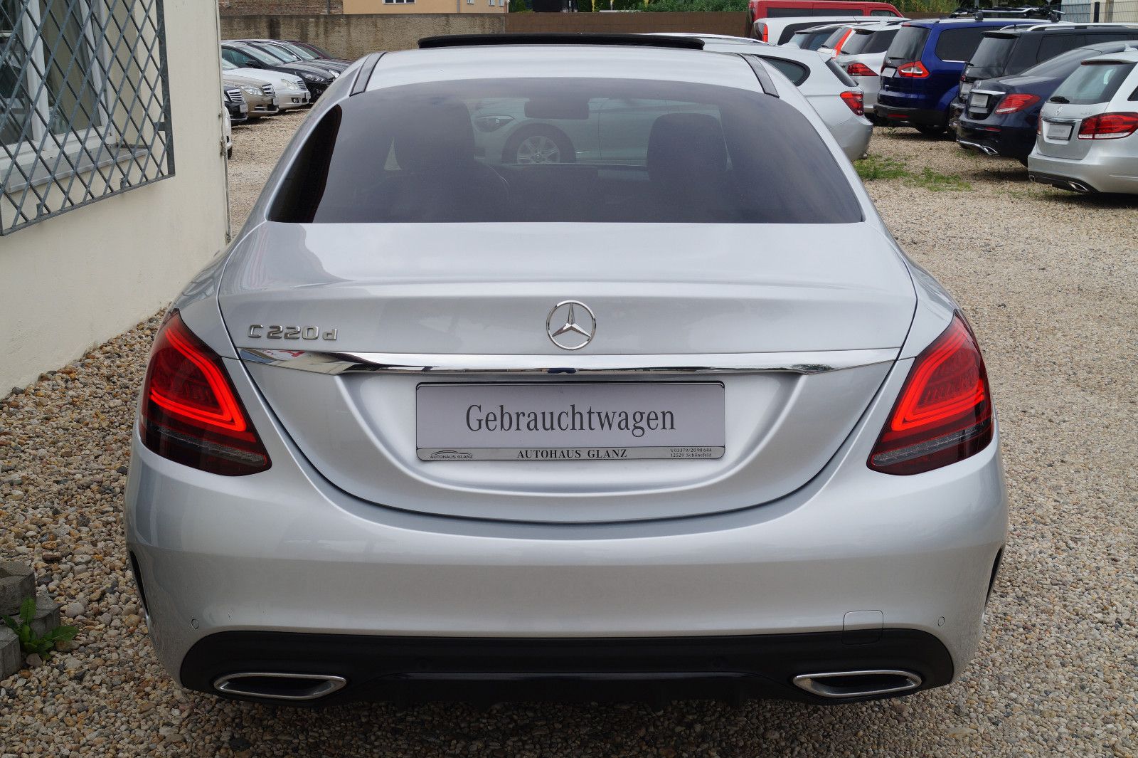 Mercedes-Benz C 220 d AMG - Samsaru's Car Outlet