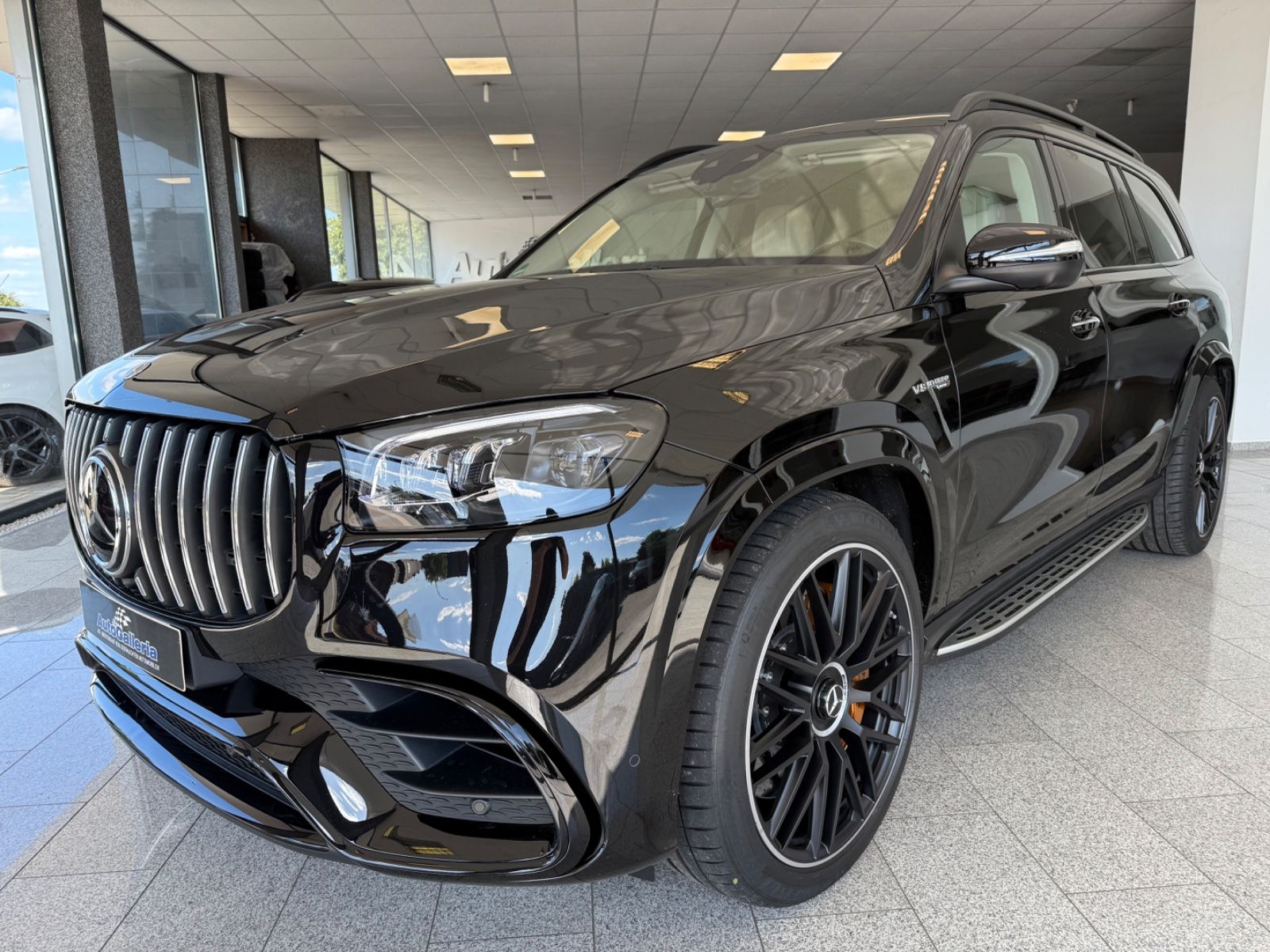 Mercedes-Benz GLS 63 AMG 4M+ - Samsaru's Car Outlet