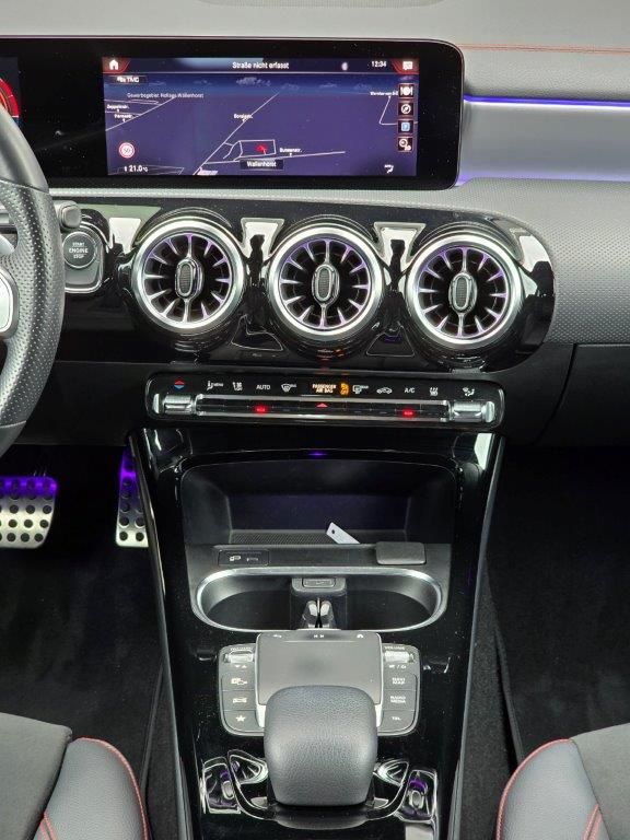 Mercedes-Benz CLA 250 e AMG Line - Samsaru's Car Outlet