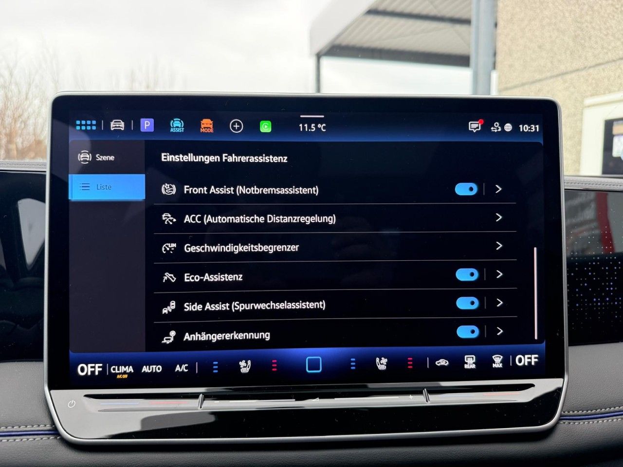Volkswagen Tiguan 2.0 TDI R-Line 4Motion AHK Pano StandH