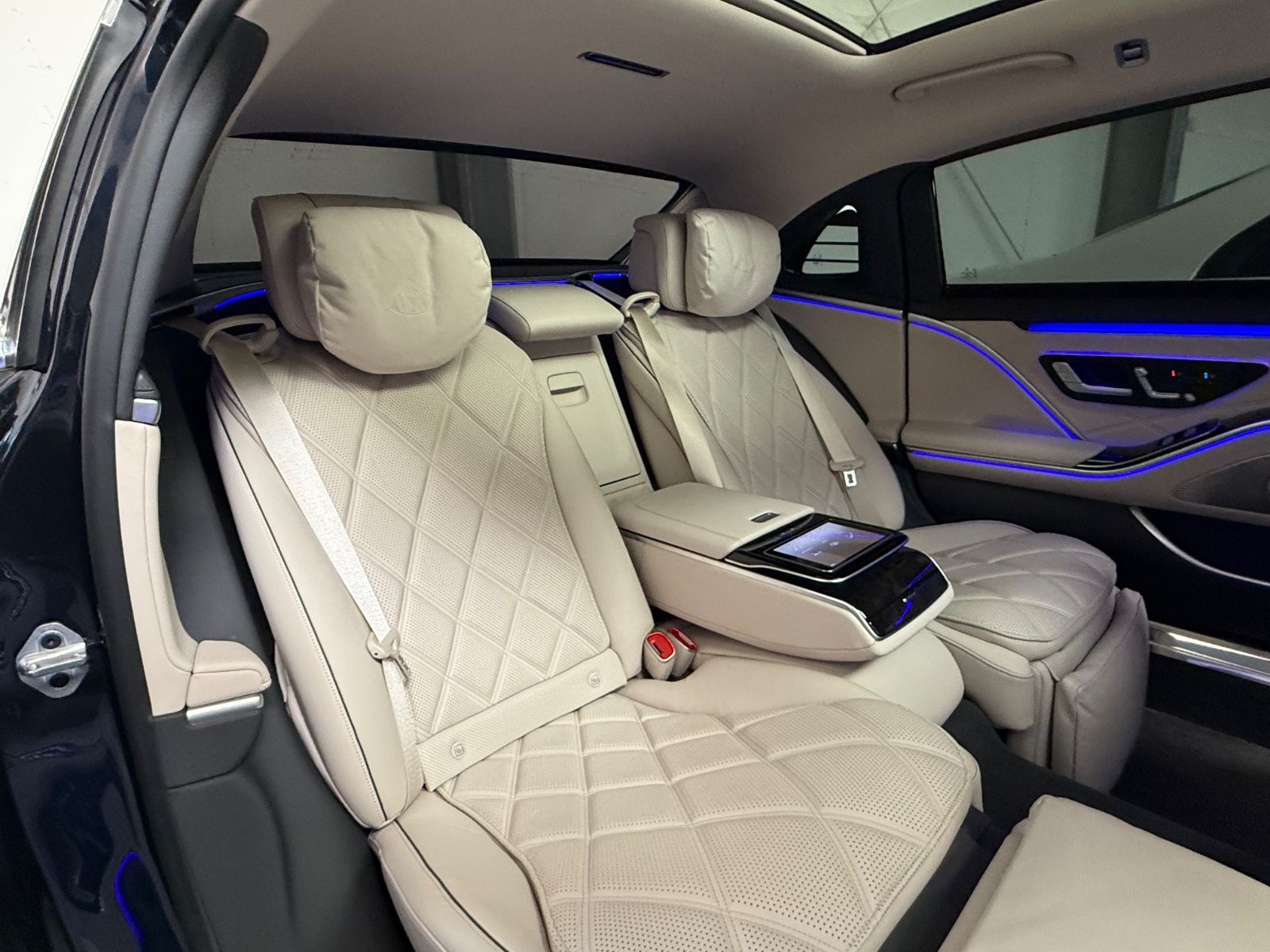 Mercedes-Benz S 580 Maybach - Samsaru's Car Outlet