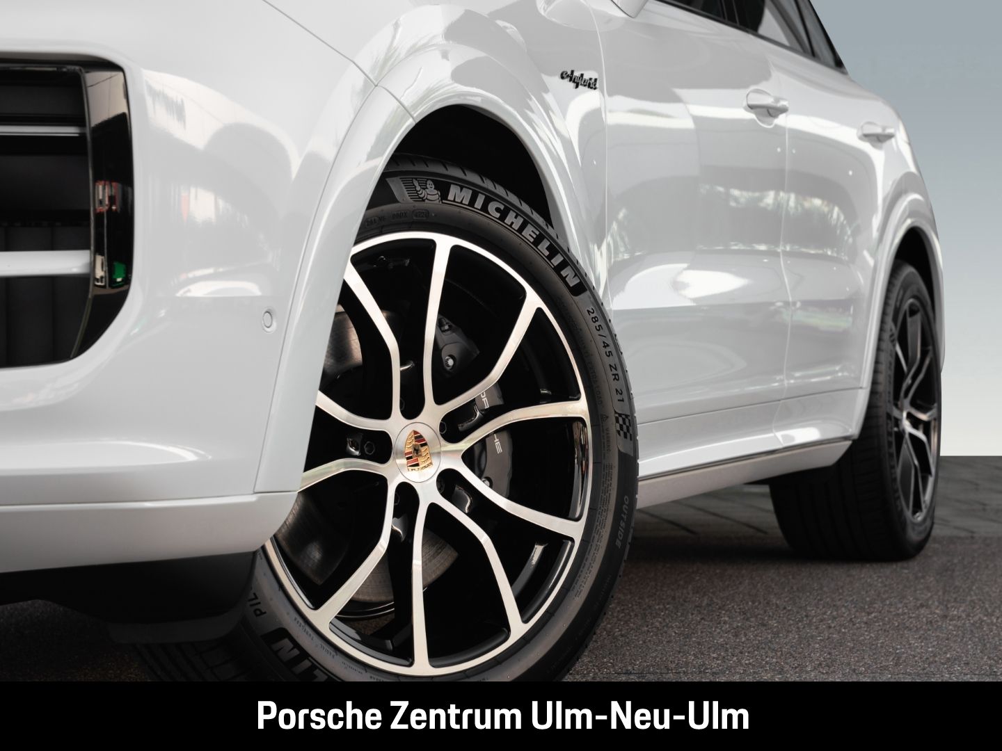 Porsche Cayenne E-Hybrid InnoDrive Head-Up Sitzbelüftung