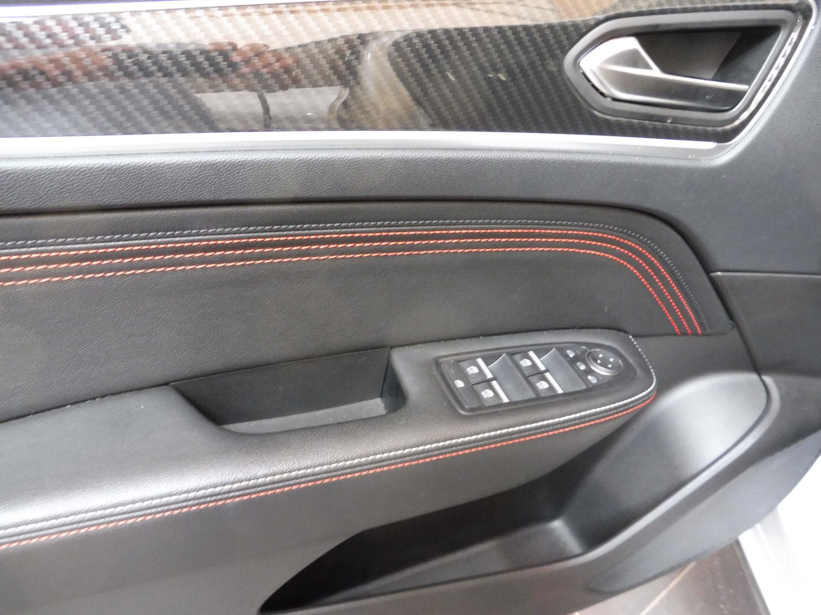 Renault Arkana R.S. Line TCe 160 - Samsaru's Car Outlet