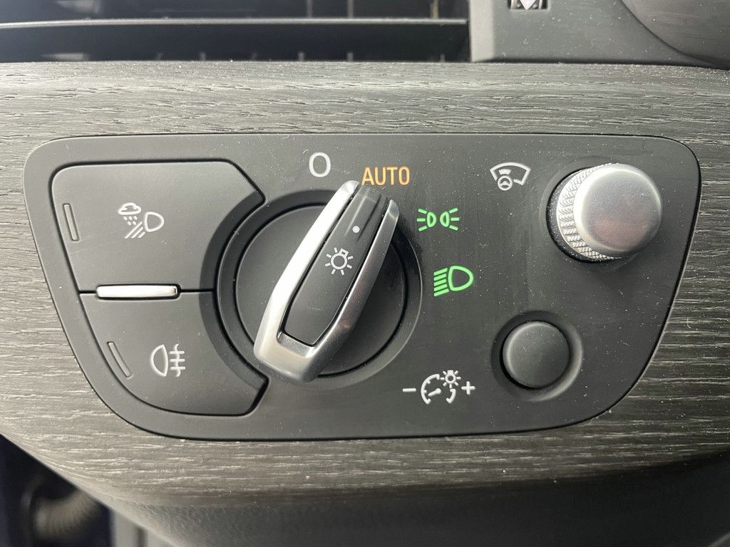 Audi A5 Coupe 45 TDI quattro S-Line, LED, HUD, Voll !