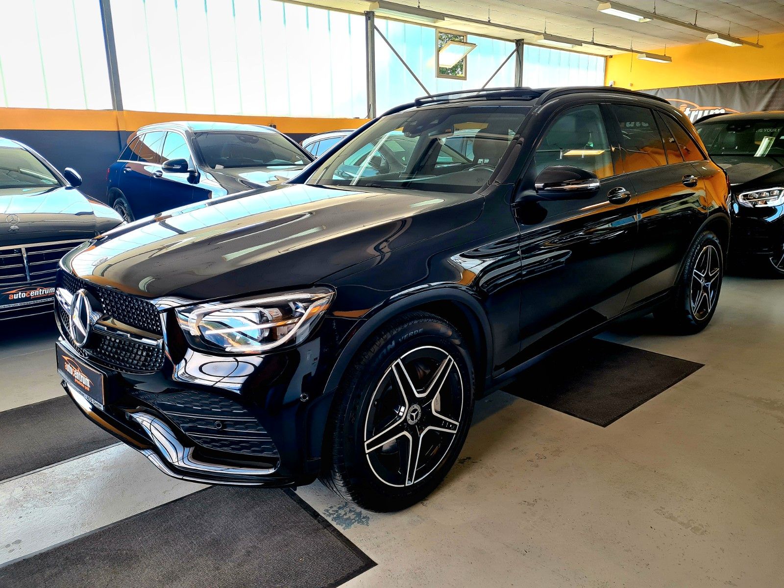Mercedes-Benz GLC 200 4M AMG Night - Samsaru's Car Outlet