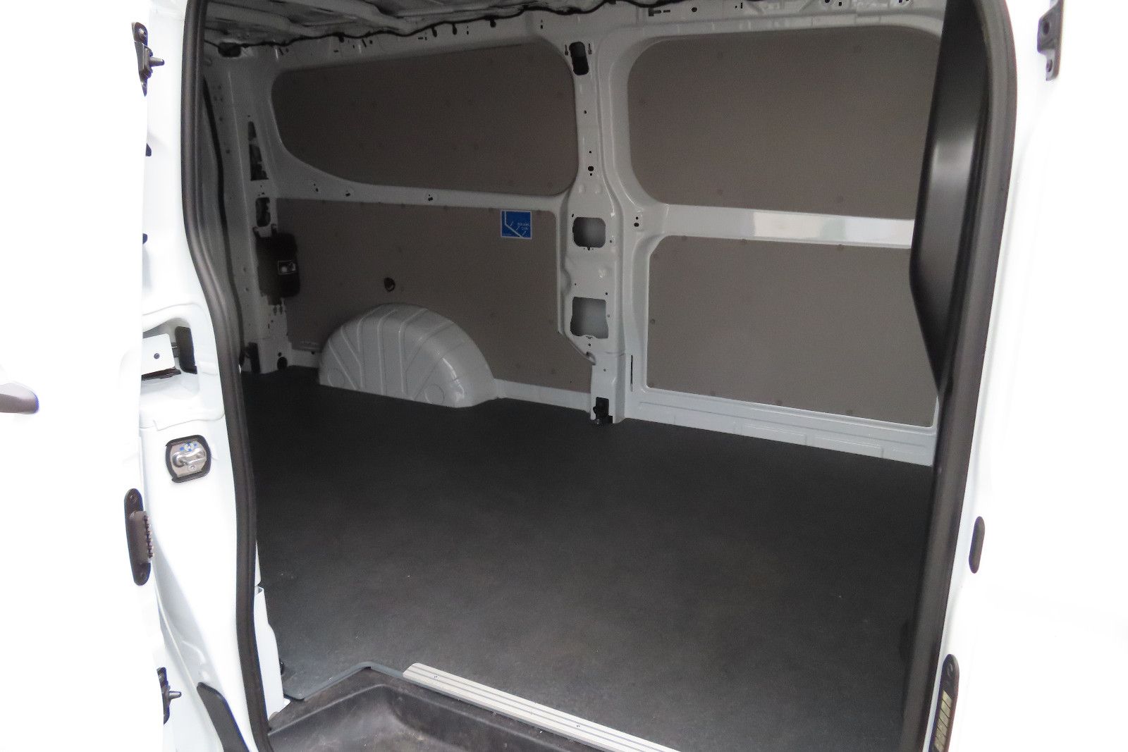 Volkswagen T7 Kasten 2.0 TDI 110 kW LR lang
